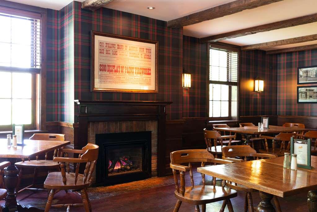 Inns Of Aurora Resort & Spa 레스토랑 사진